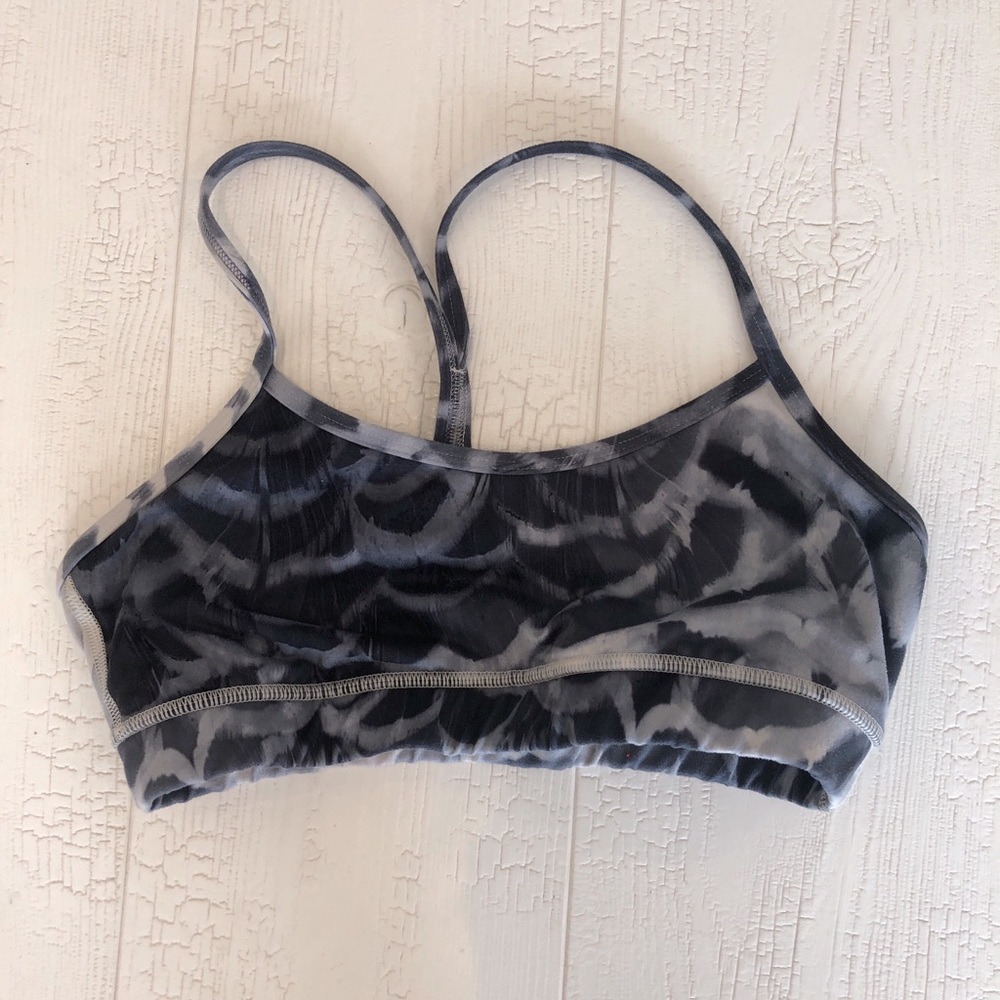 Lululemon bra